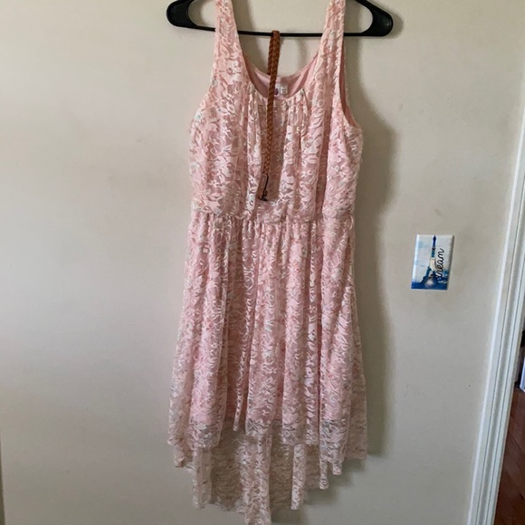 Pink floral lace dress with belt - Picture 1 of 2
